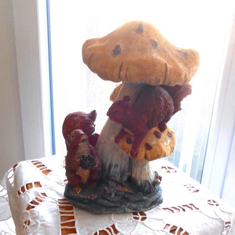Statue - Champignons ÉCUREUILS