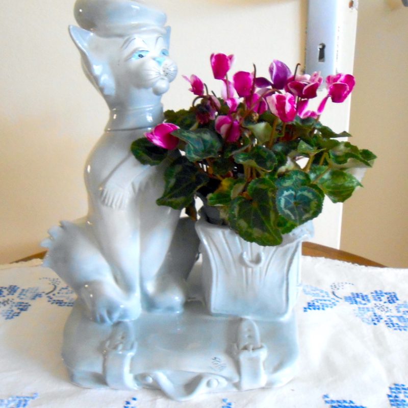 Statue - CHAT pot plante gris