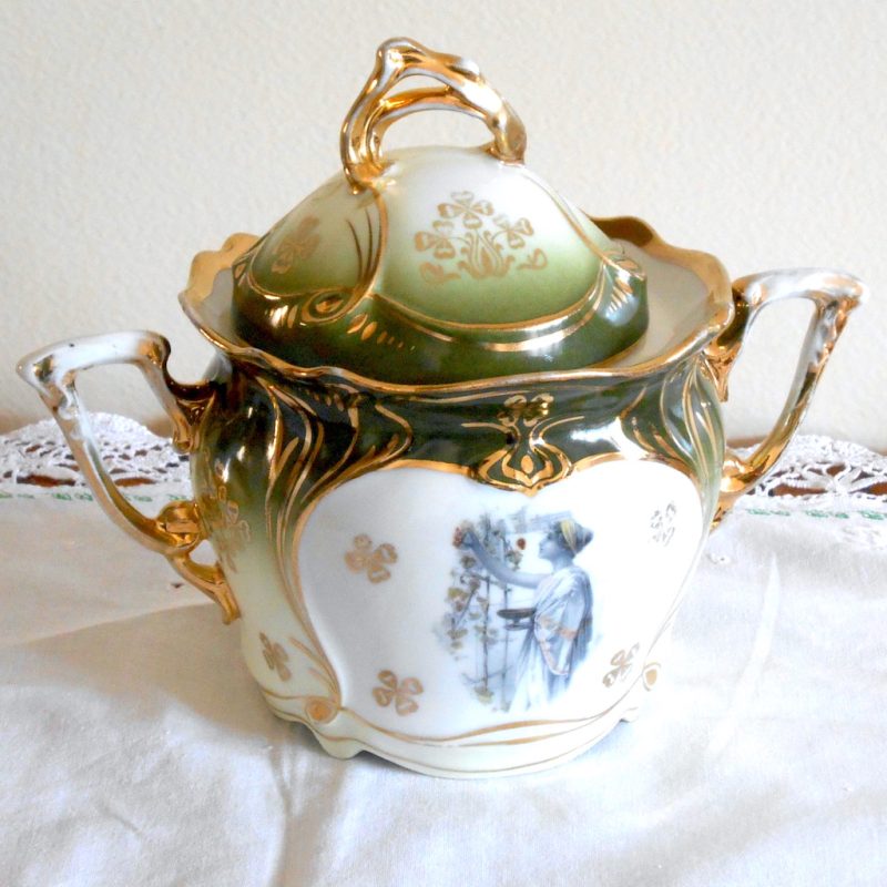 Pot - décor ARTISTES vert blanc doré et son couvercle/sucrier