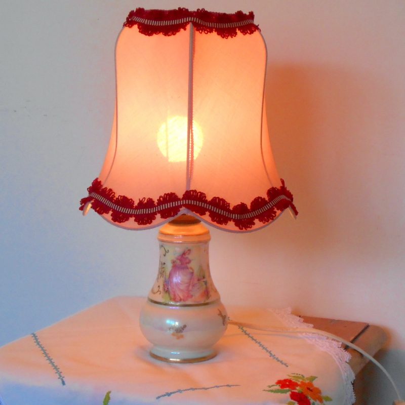 Lampe -pied irisé et son abat-jour vintage
