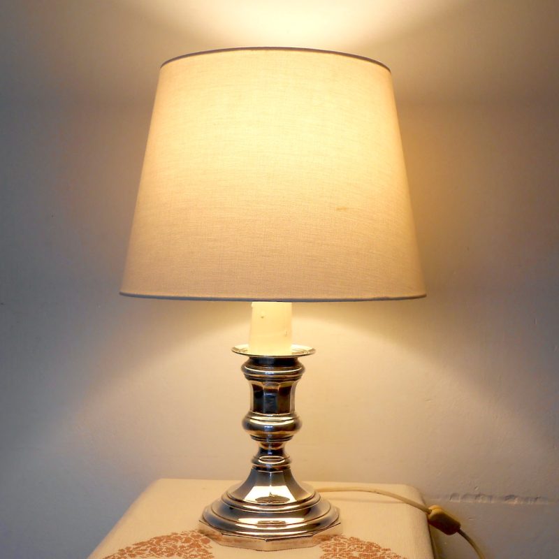 Lampe - pied argent luisant