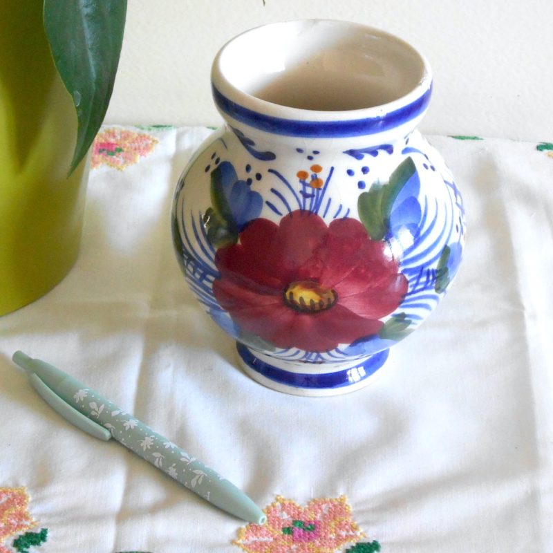 Pot mini - grosse fleur rouge