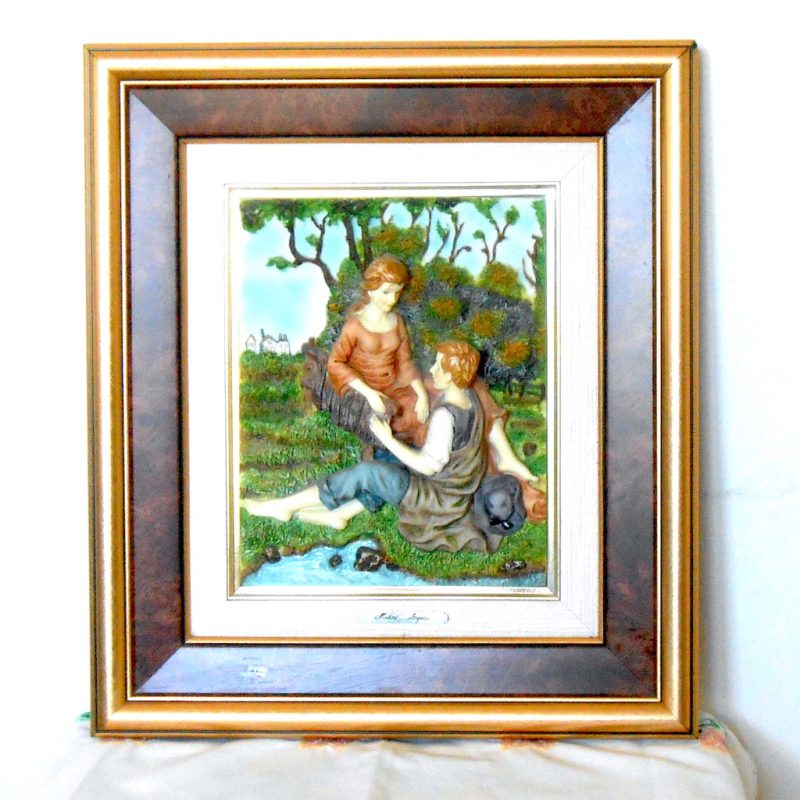 Cadre - couple en relief porcelaine