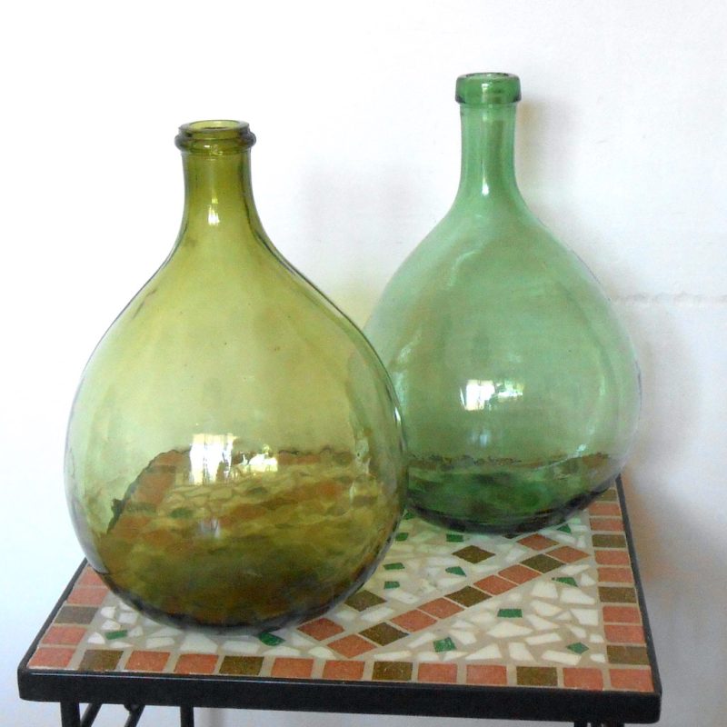 Bouteilles boule verte