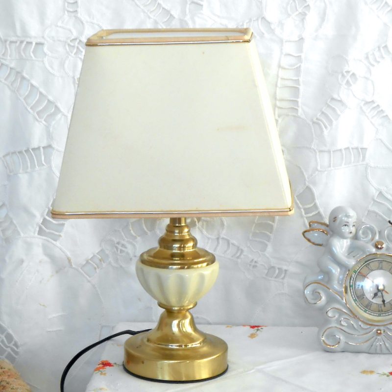 Lampe - Rectangle pied doré écru