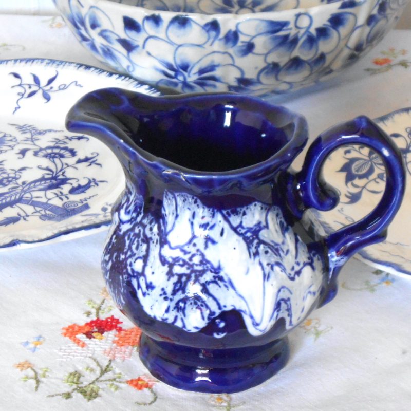 Pot - Petit bleu décor nuageux