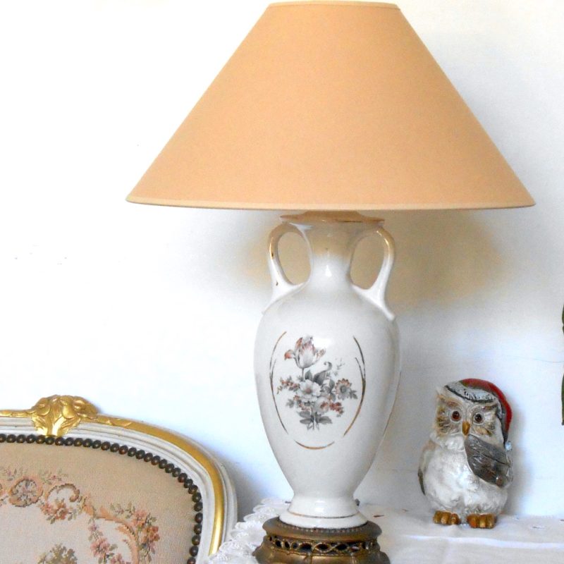 Lampe vintage - oreillettes décor tulipe
