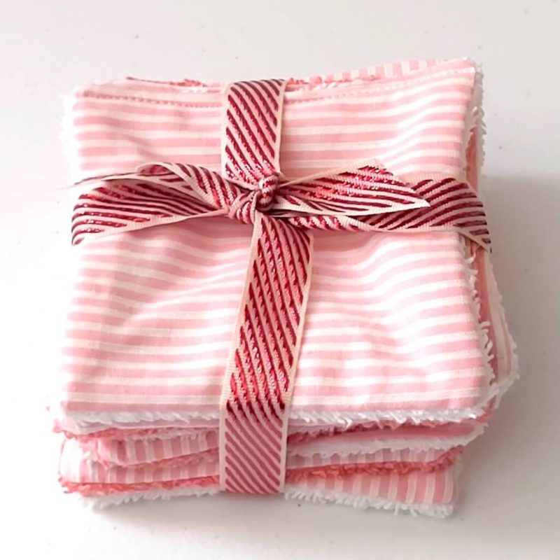 Lingettes roses rayées
