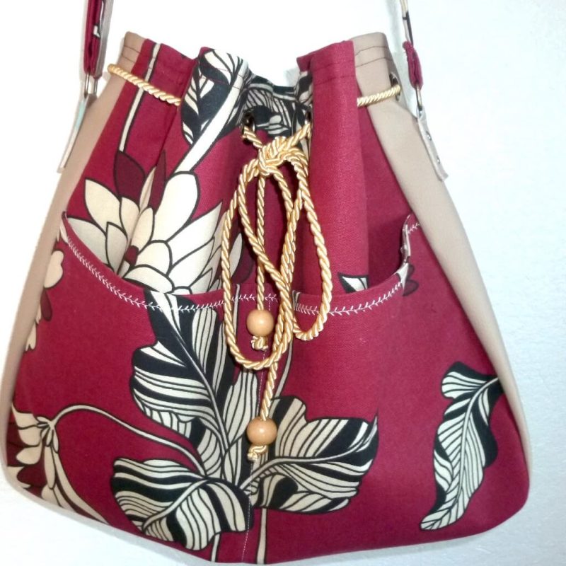 Seau skai beige tissus grosse fleurs bordeaux