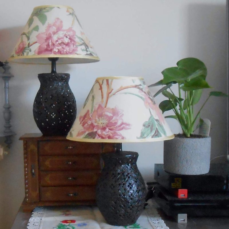 Lampe 2 - pied metal ajouré