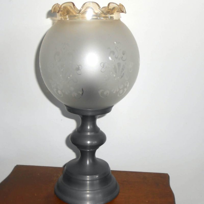 Lampe - pied étain abat-jour verre