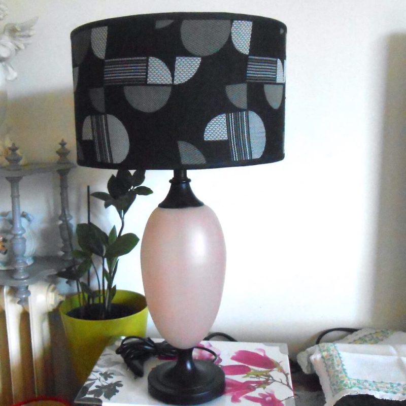 Lampe - opaline rose abatjour rond noir_gris